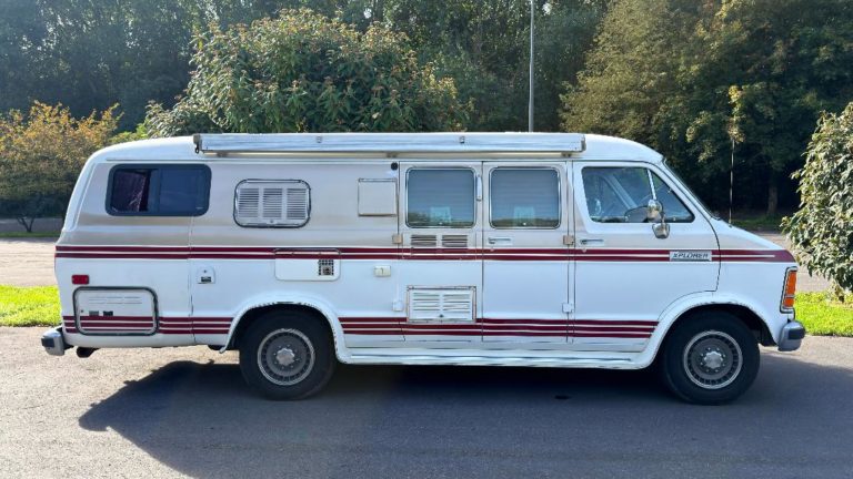 DODGE RAM XPLORER CAMPER